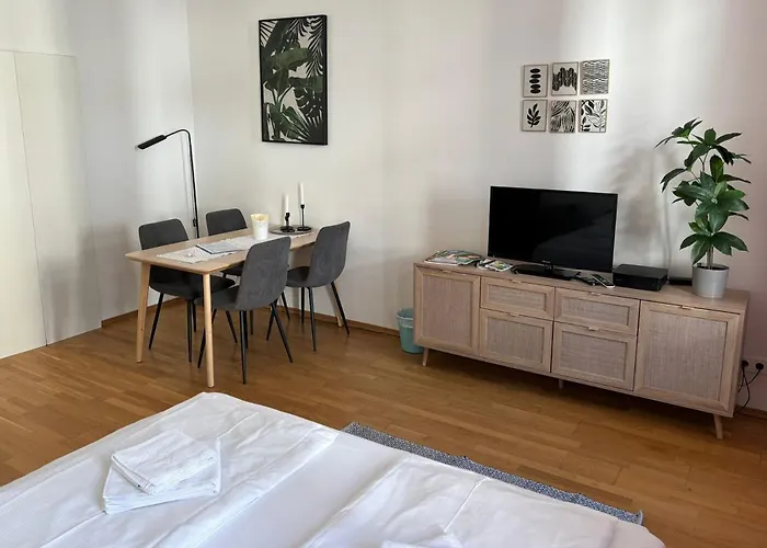 Casa Nostra - Helle - Direkt Am Augarten * Відень